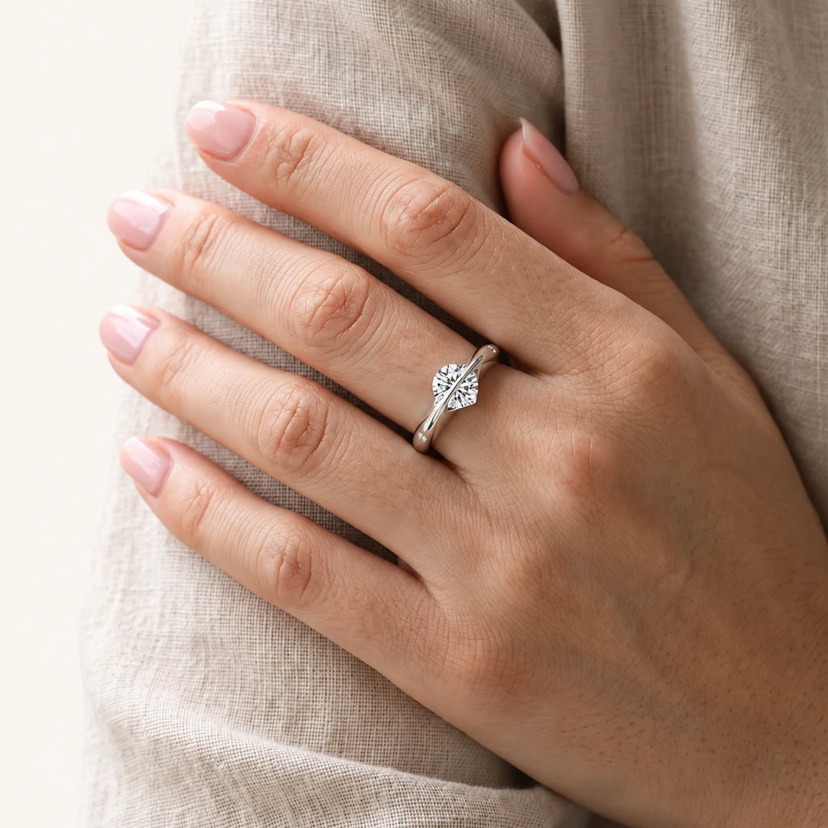 Rotating Moissanite Ring