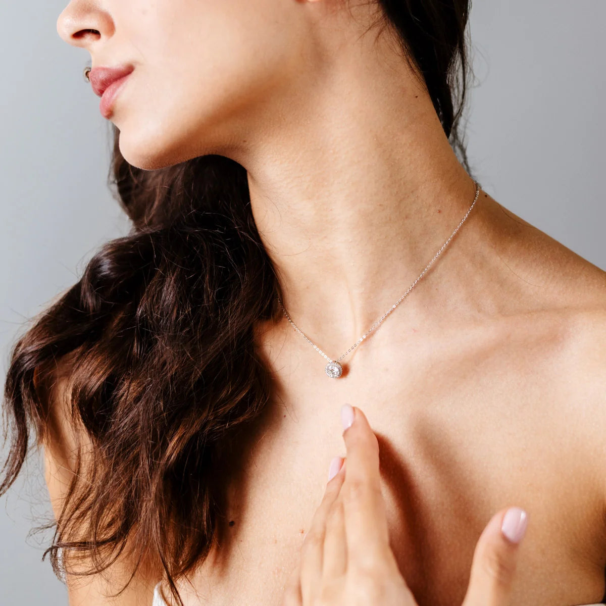 Luce Necklace