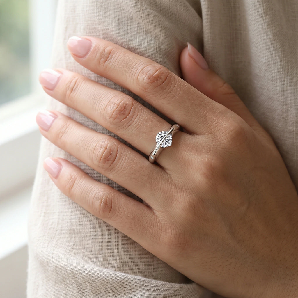 Valletro Rotating Moissanite Ring, silver color, view 4