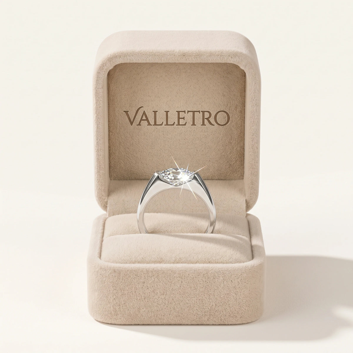 Bow-Inspired Moissanite Ring — detail view 8