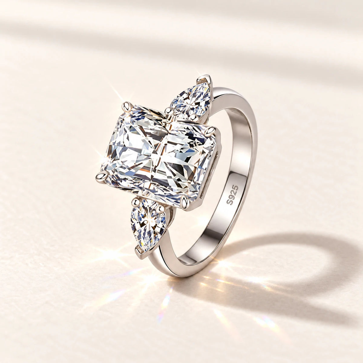 Radiant-Cut Moissanite Statement Ring — detail view 3
